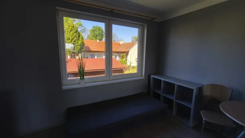 Pronájem bytu 1+kk, Dobříš, Mírové náměstí, 39 m2