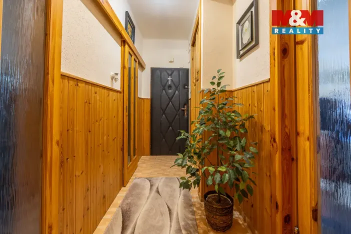 Prodej bytu 2+1, Chomutov, Selská, 67 m2