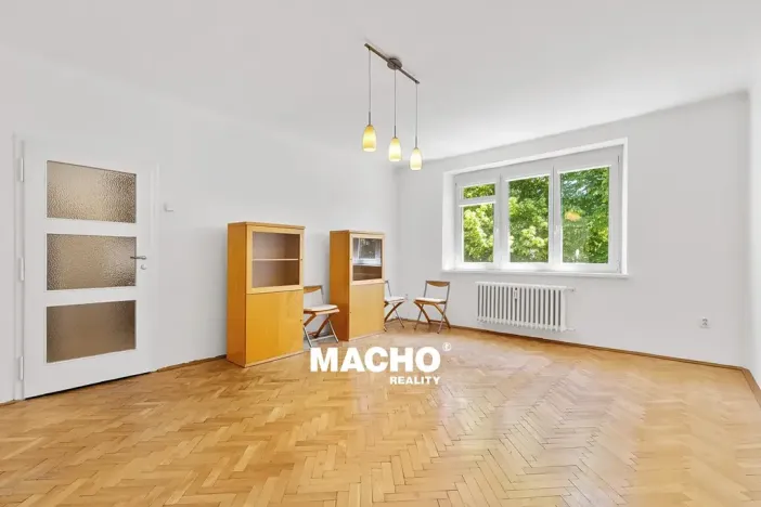 Pronájem bytu 3+1, Plzeň, Politických vězňů, 79 m2