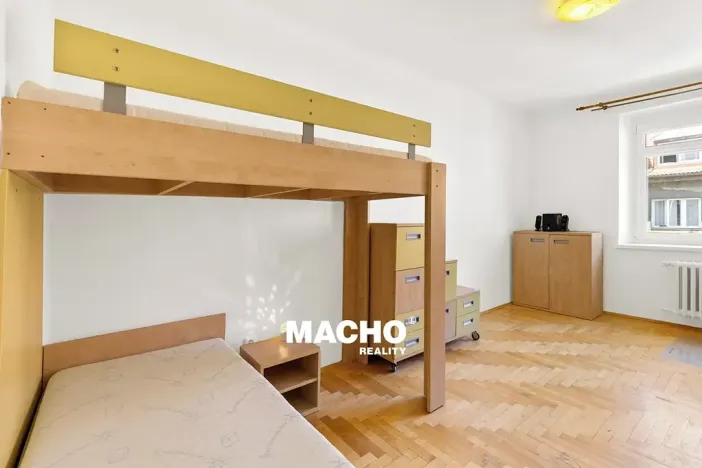 Pronájem bytu 3+1, Plzeň, Politických vězňů, 79 m2