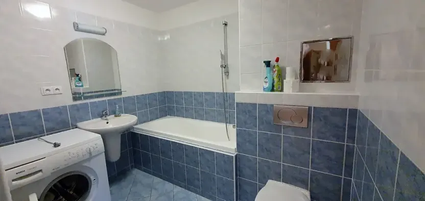 Pronájem bytu 2+kk, Praha - Holešovice, Poupětova, 51 m2