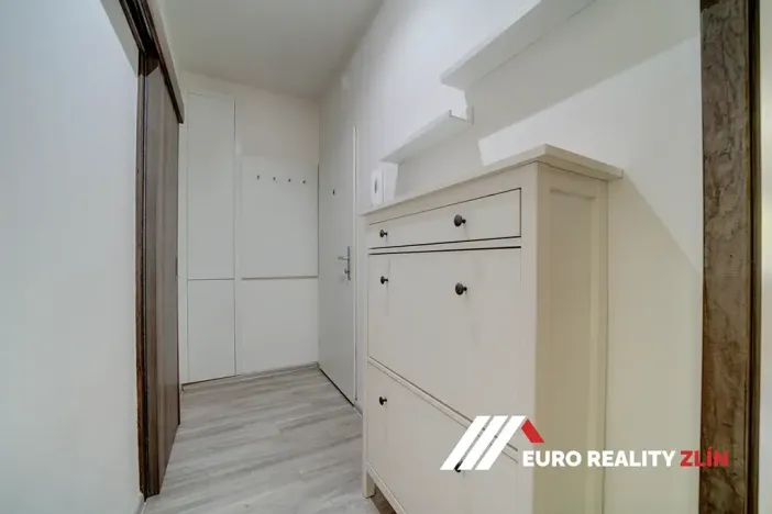 Pronájem bytu 3+1, Zlín, Obeciny XII, 68 m2
