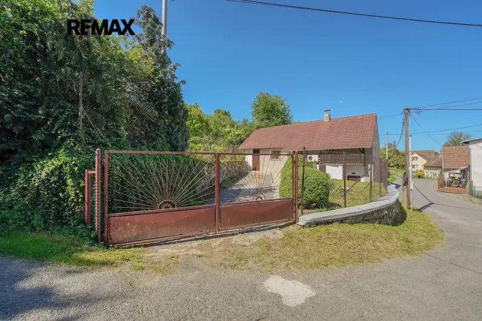 Prodej rodinného domu, Sedlčany, 93 m2