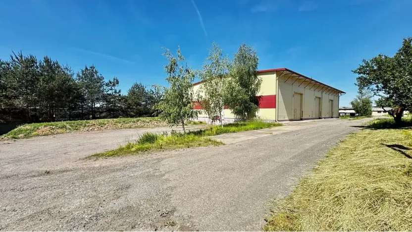 Prodej výrobních prostor, Řídký, 1400 m2