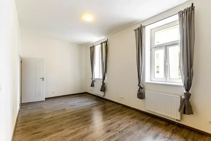 Pronájem bytu 1+kk, Praha - Holešovice, Na Maninách, 31 m2