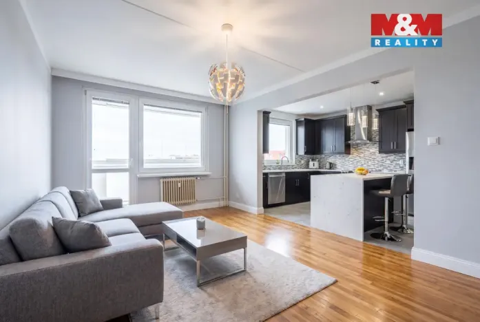 Prodej bytu 3+1, Kladno - Kročehlavy, Děčínská, 76 m2