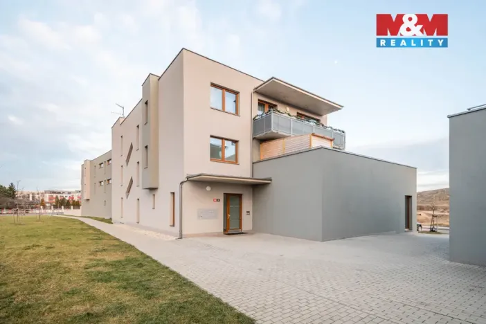 Pronájem bytu 2+kk, Praha, U Hostavického potoka, 72 m2