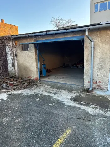 Pronájem garáže, Prostějov, Svatoplukova, 22 m2