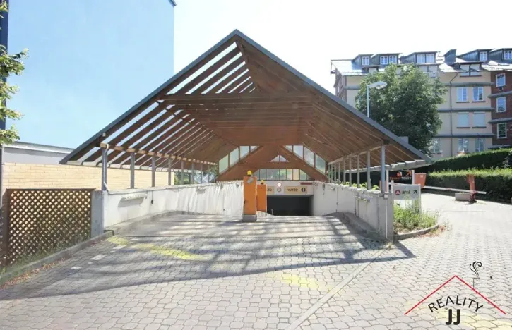 Pronájem kanceláře, Praha - Veleslavín, Na okraji, 172 m2