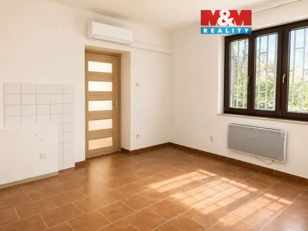 Pronájem bytu 1+1, Nymburk, Tyršova, 38 m2