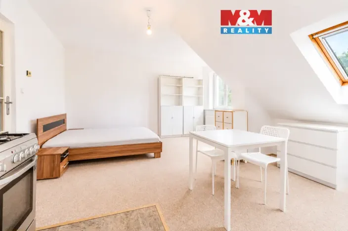 Pronájem bytu 1+kk, Praha - Libeň, Kundratka, 42 m2