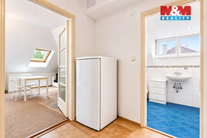Pronájem bytu 1+kk, Praha - Libeň, Kundratka, 42 m2