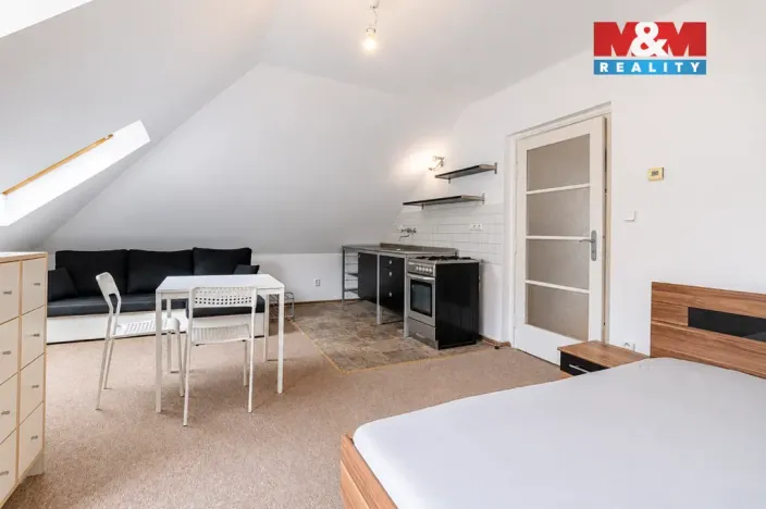 Pronájem bytu 1+kk, Praha - Libeň, Kundratka, 42 m2