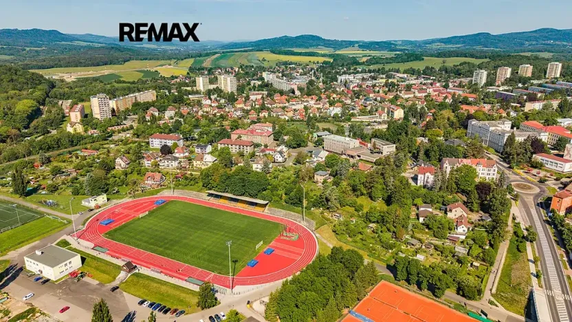 Prodej ordinace, Česká Lípa, Pod Holým vrchem, 196 m2
