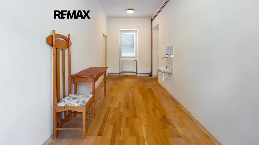 Prodej ordinace, Česká Lípa, Pod Holým vrchem, 196 m2