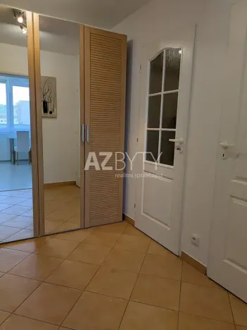 Pronájem bytu 1+kk, Praha - Motol, Hennerova, 37 m2