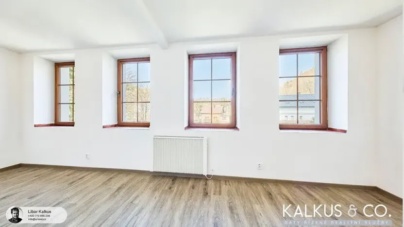 Prodej vily, Svoboda nad Úpou, Nový svět, 490 m2