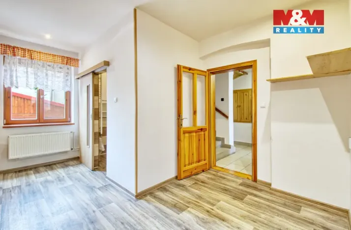 Prodej rodinného domu, Chomutov, Palachova, 252 m2