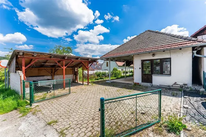 Prodej rodinného domu, Šťáhlavy, Jiráskova, 264 m2
