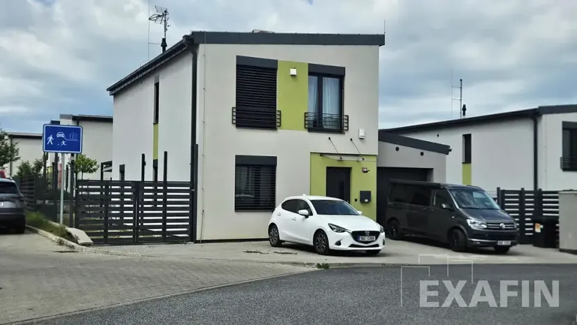 Pronájem rodinného domu, Úvaly, Skácelova, 152 m2