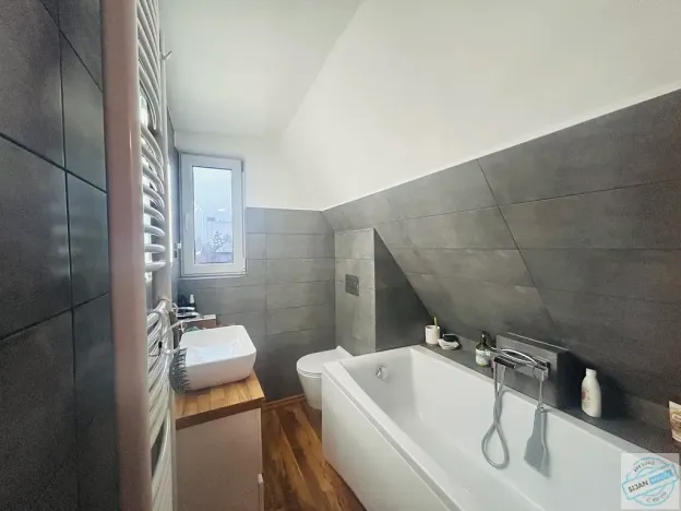 Prodej rodinného domu, Bruntál, V Táboře, 234 m2