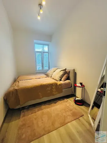 Pronájem bytu 2+kk, Krnov, nám. Míru, 54 m2