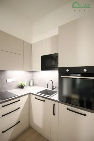 Pronájem bytu 1+kk, Brno, Koliště, 31 m2