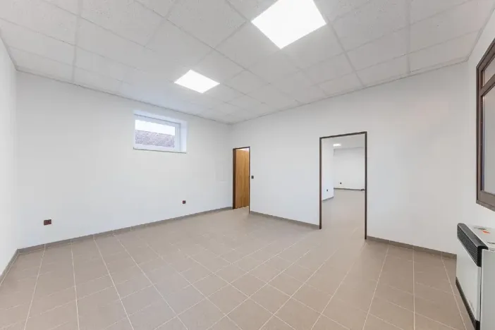 Prodej obchodního prostoru, Přelouč, Smetanova, 69 m2