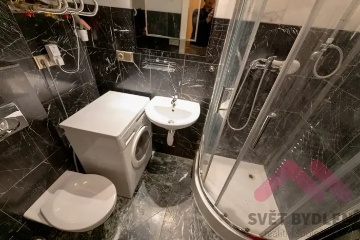 Pronájem bytu 2+kk, Praha - Karlín, Sokolovská, 48 m2