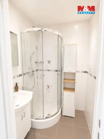 Prodej bytu 3+1, Karviná - Ráj, Božkova, 56 m2