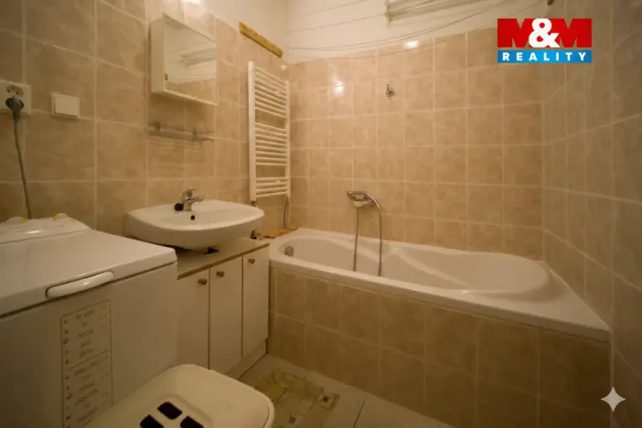 Pronájem bytu 1+1, Polička, Sídliště Hegerova, 38 m2