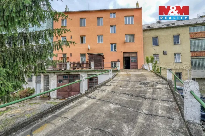 Prodej činžovního domu, Praha - Malá Chuchle, Zbraslavská, 560 m2