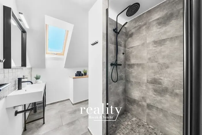 Prodej ubytování, Perná, 205 m2