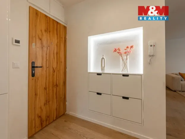 Prodej bytu 3+1, Benešov, Na Spořilově, 64 m2
