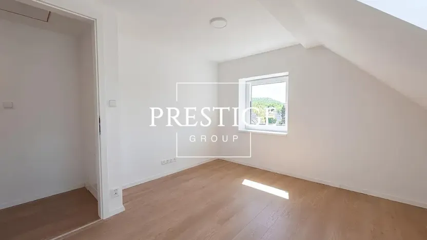 Pronájem rodinného domu, Stehelčeves, V. Moravce, 120 m2