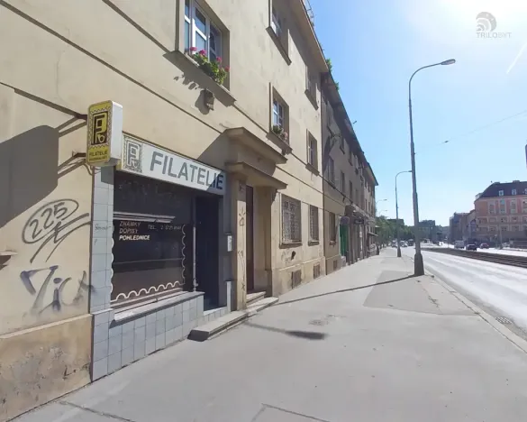 Pronájem obchodního prostoru, Praha - Smíchov, Plzeňská, 18 m2