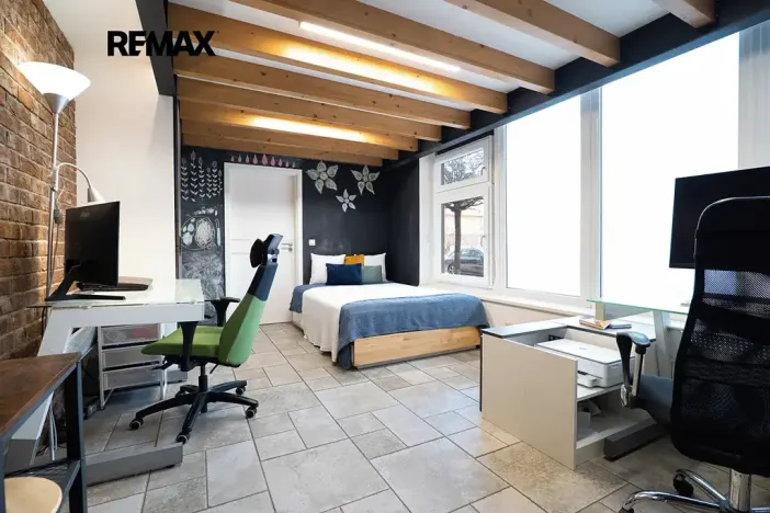 Prodej obchodního prostoru, Praha - Troja, Vřesová, 240 m2