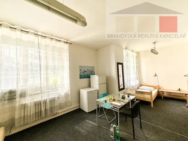 Pronájem pokoje, Praha - Vysočany, Na břehu, 20 m2