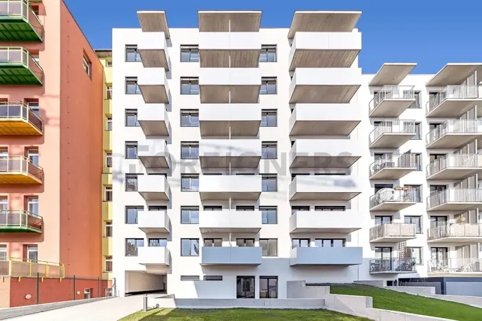 Pronájem bytu 3+kk, Brno, Spolková, 77 m2