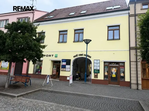 Pronájem obchodního prostoru, Kyjov, Masarykovo náměstí, 22 m2
