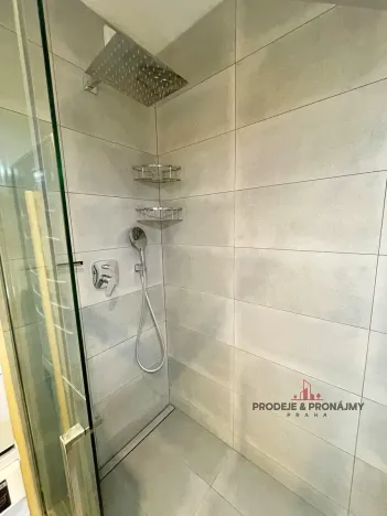 Pronájem bytu 2+1, Praha - Strašnice, Nučická, 70 m2