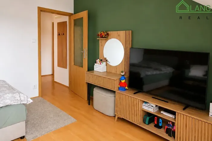 Pronájem bytu 2+kk, Brno, Králova, 37 m2