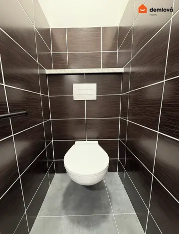 Pronájem bytu 2+1, Ostrava, Korunní, 61 m2