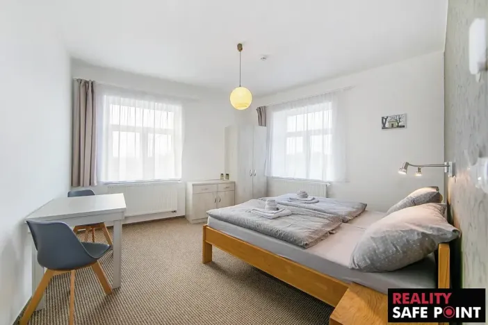 Prodej ubytování, Dobřany, Lipová, 820 m2
