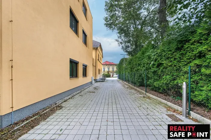 Prodej ubytování, Dobřany, Lipová, 820 m2