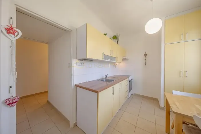 Prodej bytu 2+1, Olomouc, Blanická, 51 m2