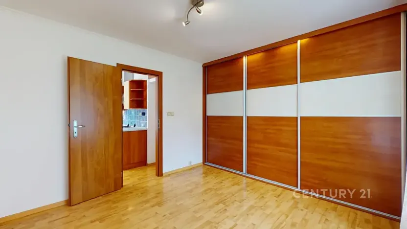 Pronájem bytu 2+1, Ostrava, Svazácká, 55 m2