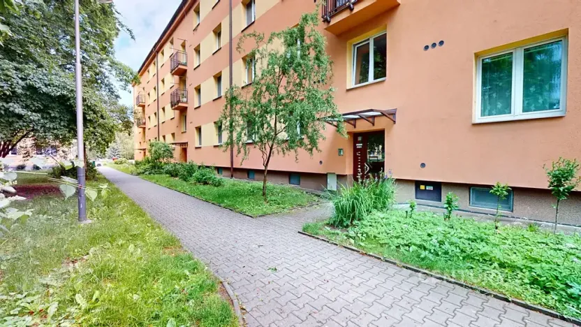 Pronájem bytu 2+1, Ostrava, Svazácká, 55 m2