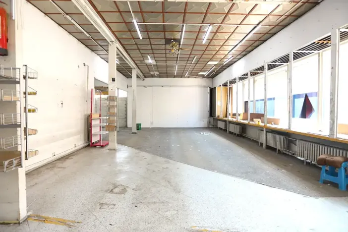 Prodej obchodního prostoru, Kolín, Tovární, 229 m2
