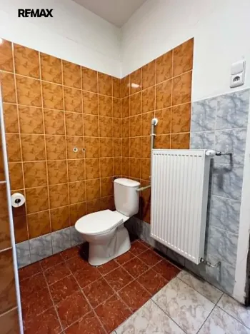Pronájem skladu, Měřín, 454 m2